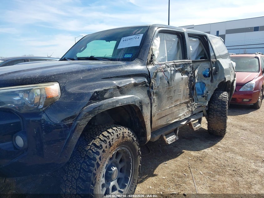 2017 Toyota 4runner VIN JTEBU5JR0H5433819 IAAI salvage auction — SIDE, Original (Texas), sold $9,050 on 2026-07-21 (photo 6)