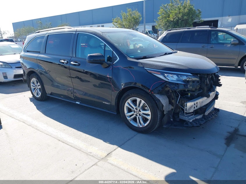 2021 Toyota Sienna VIN 5TDDSKFC6MS006865 IAAI salvage auction — FRONT & REAR, Salvage Title, sold $12,150 on 2026-07-20 (photo 1)