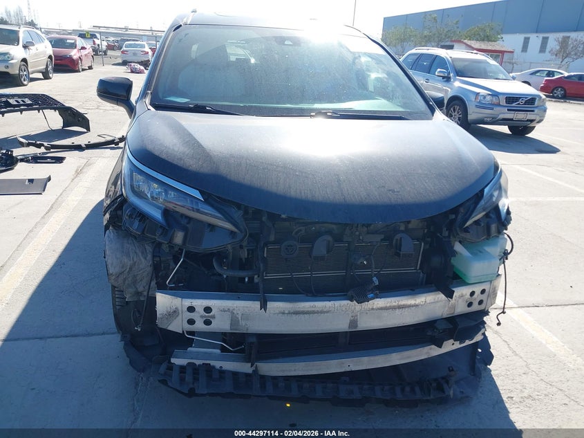 2021 Toyota Sienna VIN 5TDDSKFC6MS006865 IAAI salvage auction — FRONT & REAR, Salvage Title, sold $12,150 on 2026-07-20 (photo 6)