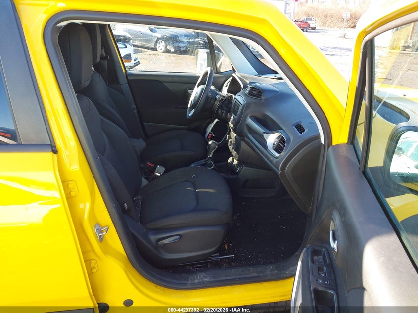2018 Jeep Renegade VIN ZACCJBAB4JPH44685 IAAI salvage auction — FRONT END, Salvage (Ohio), sold $1,250 on 2026-08-06 (photo 5)