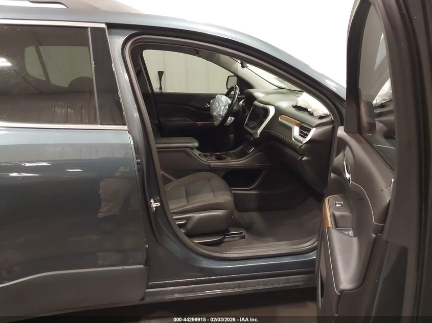 2020 Gmc Acadia VIN 1GKKNRL47LZ205610 IAAI salvage auction — FRONT END, Salvage Title, sold $3,000 on 2026-08-01 (photo 5)