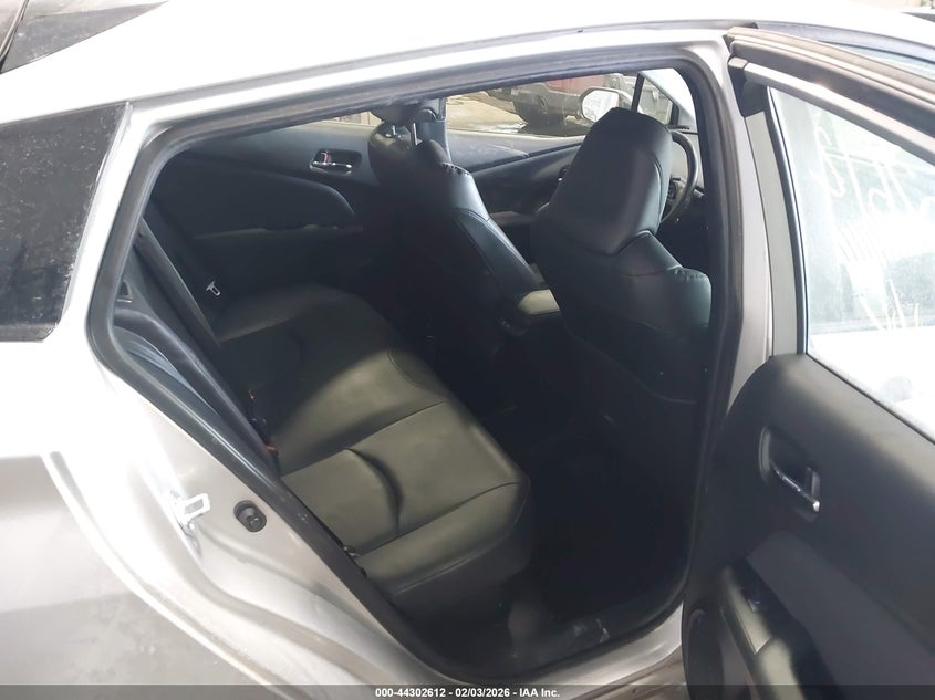 2019 Toyota Prius VIN JTDL9RFUXK3002762 IAAI salvage auction — FRONT & REAR, Salvage (Minnesota), sold $4,350 on 2026-07-08 (photo 8)