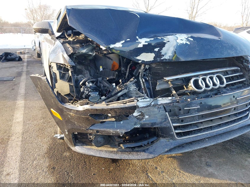 2012 Audi A7 VIN WAU2GAFC5CN148080 IAAI salvage auction — RIGHT FRONT, Salvage (New Jersey), sold $1,400 on 2026-07-13 (photo 6)