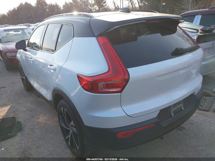 2022 Volvo Xc40 VIN YV4AC2HM2N2642873 IAAI salvage auction — FRONT END, Salvage (Oklahoma), sold $6,400 on 2026-08-06 (photo 3)
