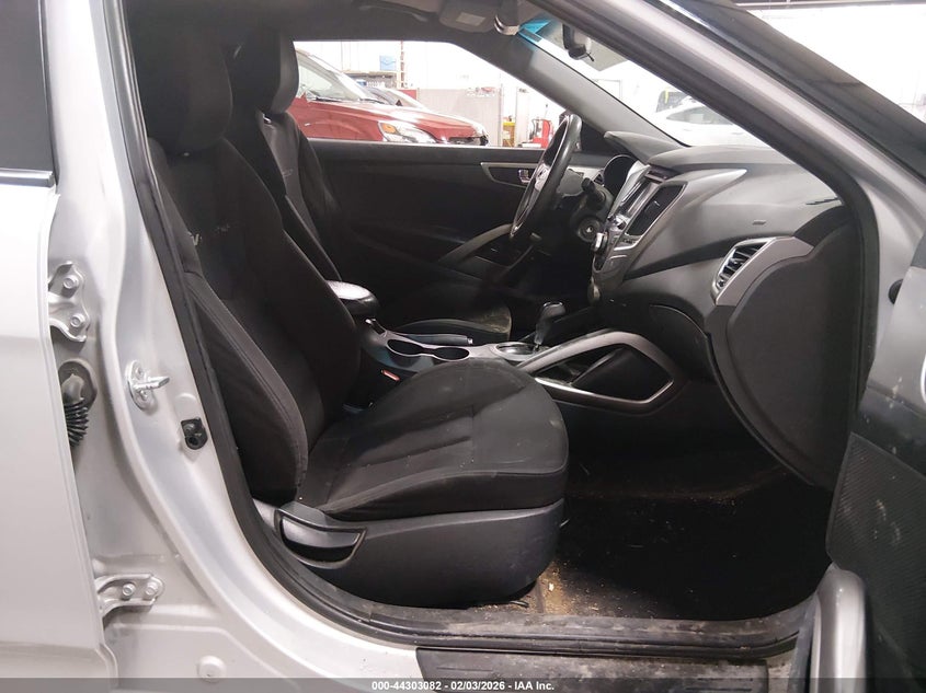 2014 Hyundai Veloster VIN KMHTC6AD0EU200266 IAAI salvage auction — FRONT END, Salvage Title, sold $1,000 on 2026-07-07 (photo 5)