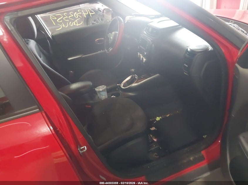 2019 Kia Soul VIN KNDJN2A23K7638240 IAAI salvage auction — REAR END, Salvage (Minnesota), sold $1,900 on 2026-07-08 (photo 5)
