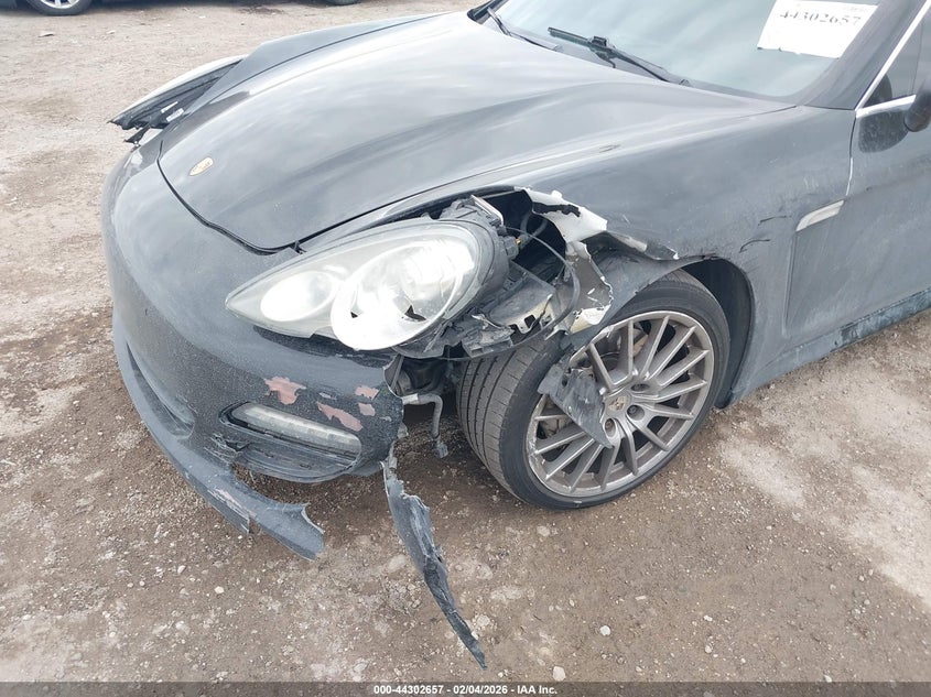 2013 Porsche Panamera VIN WP0AB2A73DL060283 IAAI salvage auction — FRONT END, Salvage (Texas), sold $3,350 on 2026-07-29 (photo 6)