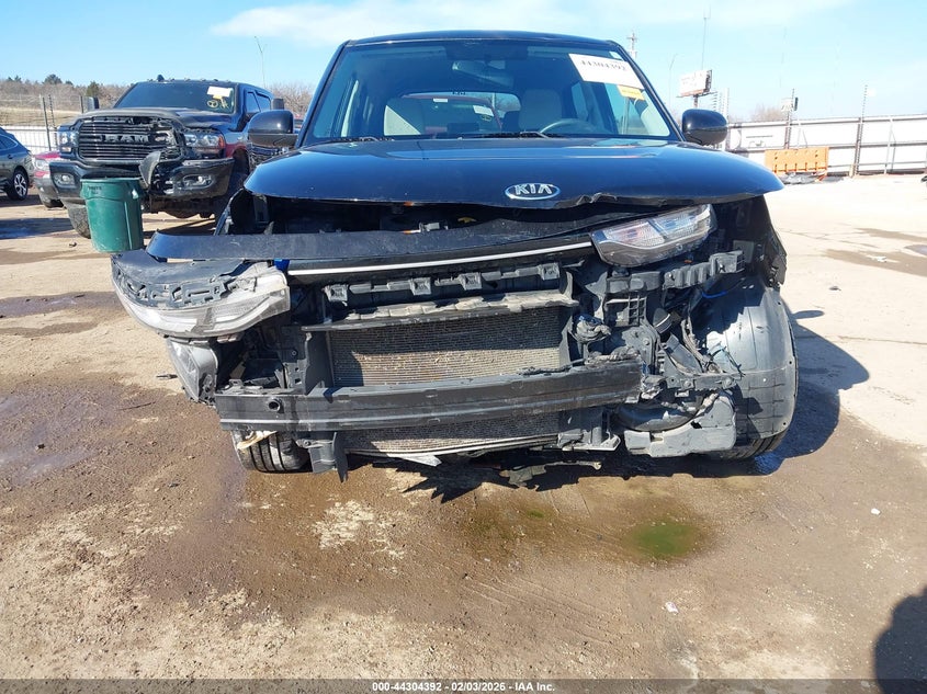 2020 Kia Soul VIN KNDJ23AU2L7024491 IAAI salvage auction — FRONT END, Clear (Oklahoma), sold $1,900 on 2026-07-15 (photo 6)