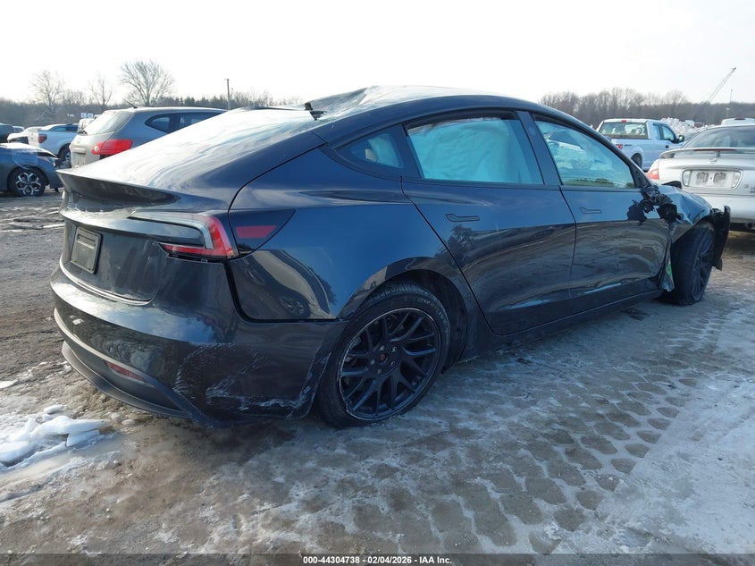 2024 Tesla Model 3 VIN 5YJ3E1EA2RF849194 IAAI salvage auction — SIDE, Salvage (New Jersey), sold $1,050 on 2026-07-28 (photo 4)