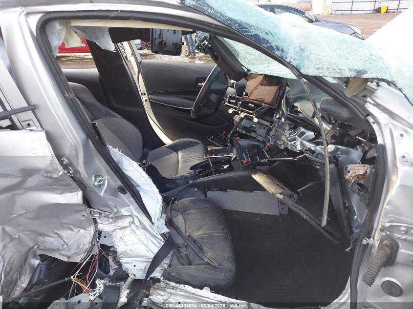 2023 Toyota Corolla VIN JTNC4MBE2P3211707 IAAI salvage auction — ROLLOVER, Bill Of Sale (Washington), sold $375 on 2026-07-28 (photo 5)