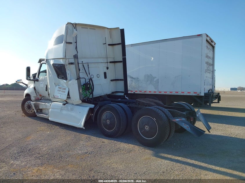 2022 International VIN 3HSDZAPR6NN370599 IAAI salvage auction — ALL OVER, Salvage (California), sold $6,150 on 2026-07-07 (photo 3)