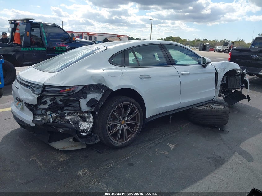 2023 Porsche Panamera VIN WP0AJ2A70PL102691 IAAI salvage auction — LEFT & RIGHT, Salvage Title, sold $20,025 on 2026-07-27 (photo 4)