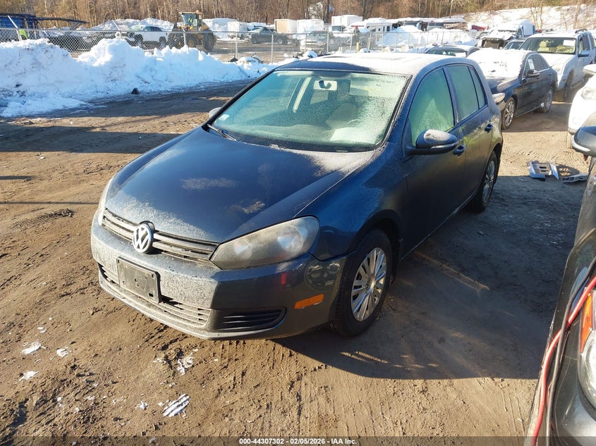 2010 Volkswagen Golf VIN WVWDB7AJ7AW297584 IAAI salvage auction — LEFT SIDE, Clear (Massachusetts), sold $250 on 2026-08-11 (photo 2)