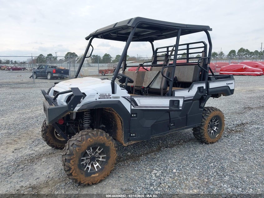 2024 Kawasaki VIN JKAATCD1XRB502445 IAAI salvage auction — FRONT END, Salvage Title, sold $7,200 on 2026-08-22 (photo 2)