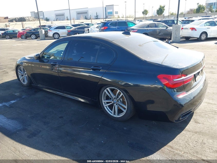2017 BMW 7er VIN WBA7E2C51HG739820 IAAI salvage auction — FRONT END, Salvage Certificate (California), sold $4,000 on 2026-08-21 (photo 3)