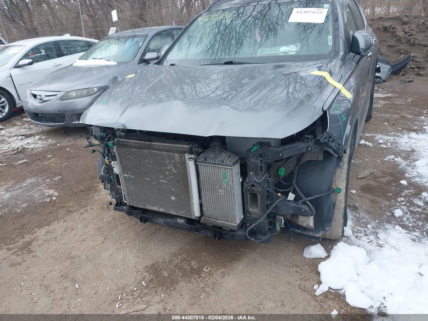 2019 Hyundai Santa fe VIN 5NMS5CAA1KH076302 IAAI salvage auction — FRONT END, Salvage Title, sold $5,700 on 2026-07-11 (photo 6)