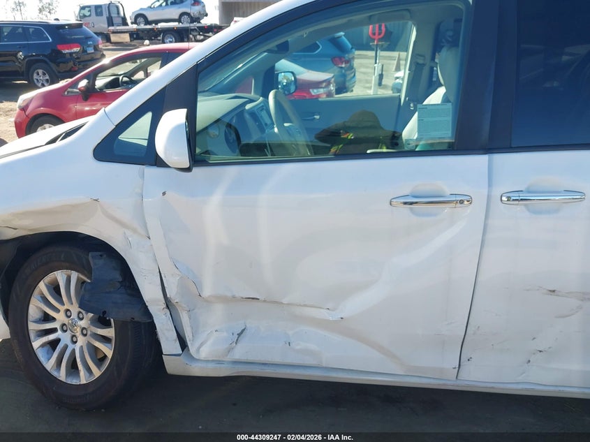 2013 Toyota Sienna VIN 5TDYK3DCXDS364741 IAAI salvage auction — LEFT SIDE, Salvage Title, sold $3,250 on 2026-07-15 (photo 6)