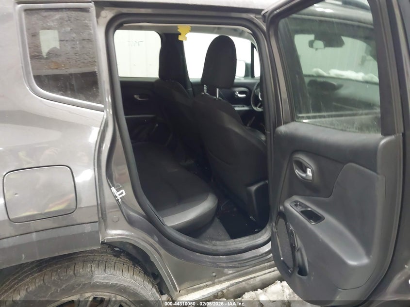 2017 Jeep Renegade VIN ZACCJBBB7HPG27806 IAAI salvage auction — LEFT FRONT, Salvage Title, sold $1,200 on 2026-08-08 (photo 8)