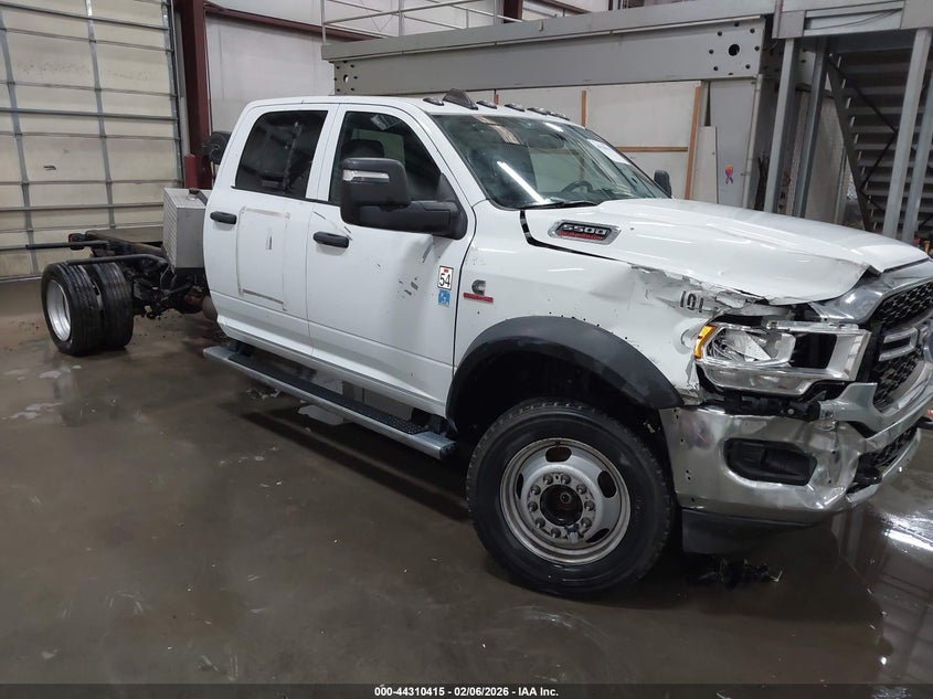 2024 Ram 5500 VIN 3C7WRNFL7RG172598 — IAAI salvage auction photo
