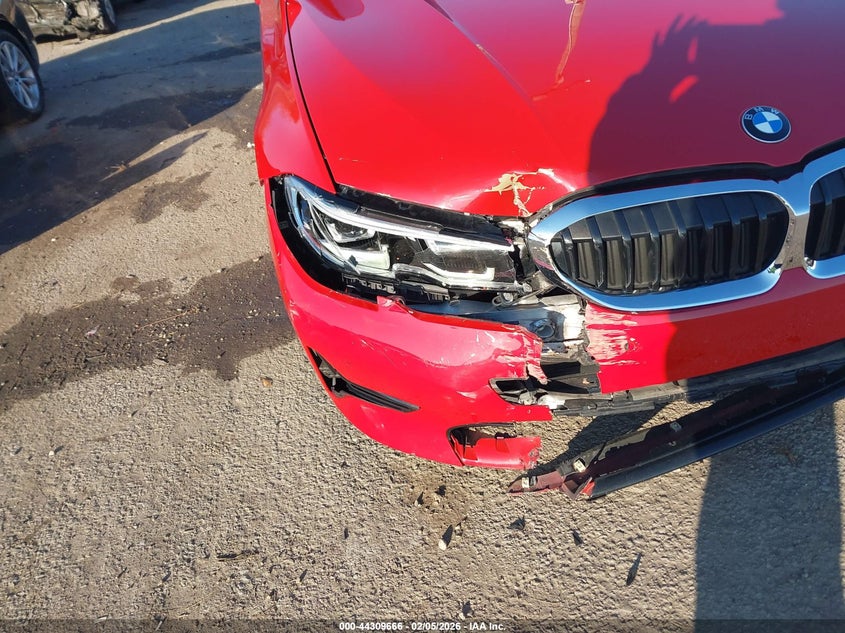2020 BMW 3er VIN WBA5R1C05LFH46295 IAAI salvage auction — FRONT END, Salvage Title, sold $9,800 on 2026-08-15 (photo 6)