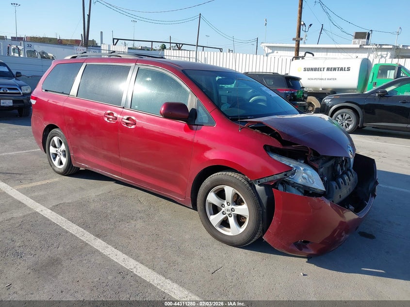 2012 Toyota Sienna VIN 5TDKK3DCXCS274736 IAAI salvage auction — FRONT END, Salvage Title, sold $2,000 on 2026-07-08 (photo 1)