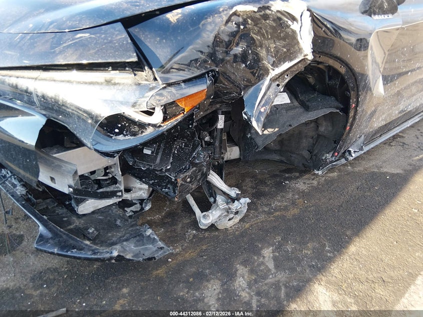 2025 Alfa romeo Stelvio VIN ZASPAKAN1S7D95342 IAAI salvage auction — LEFT FRONT, Salvage (New Jersey), sold $13,075 on 2026-07-30 (photo 6)