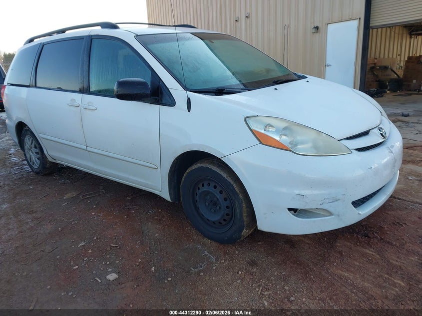 2007 Toyota Sienna VIN 5TDZK23C97S014537 IAAI salvage auction — FRONT & REAR, Salvage (North Carolina), sold $500 on 2026-07-13 (photo 1)