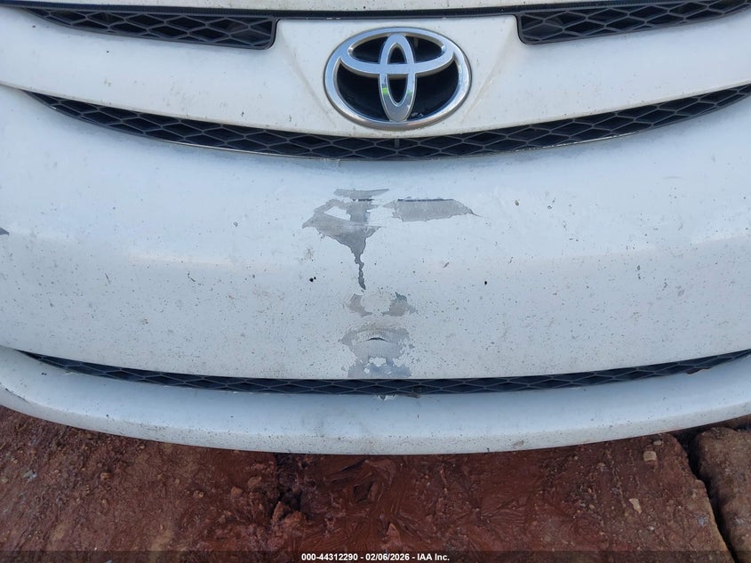 2007 Toyota Sienna VIN 5TDZK23C97S014537 IAAI salvage auction — FRONT & REAR, Salvage (North Carolina), sold $500 on 2026-07-13 (photo 6)
