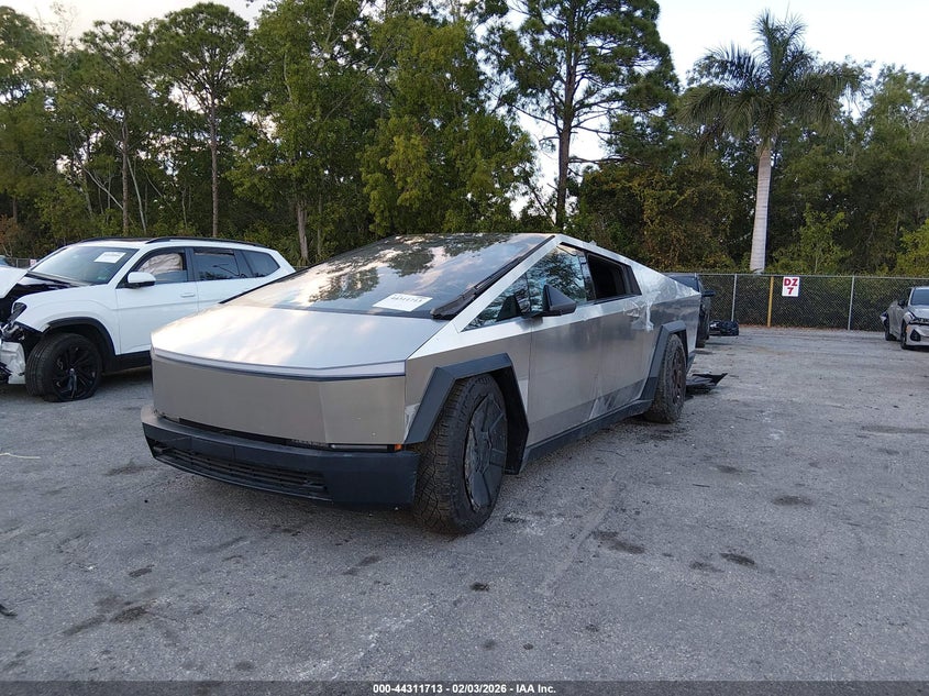 2024 Tesla Cybertruck VIN 7G2CEHEE1RA035317 IAAI salvage auction — ELECTRICAL, Salvage Title, sold $42,475 on 2026-07-20 (photo 2)