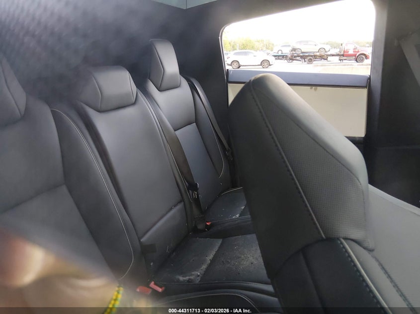 2024 Tesla Cybertruck VIN 7G2CEHEE1RA035317 IAAI salvage auction — ELECTRICAL, Salvage Title, sold $42,475 on 2026-07-20 (photo 8)