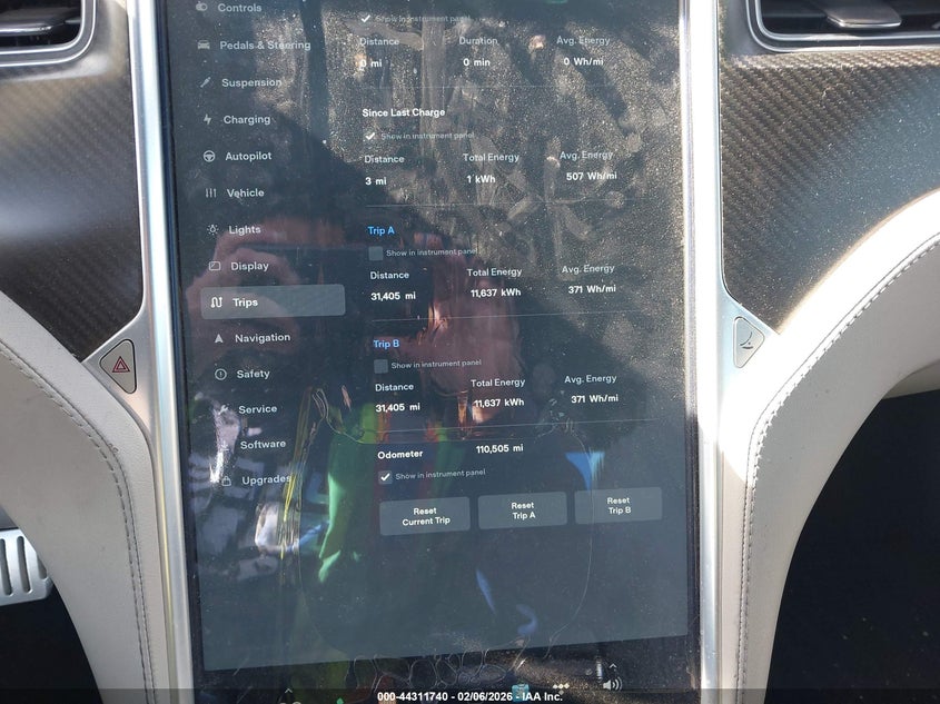 2015 Tesla Model s VIN 5YJSA1H45FF081140 IAAI salvage auction — NORMAL WEAR, Salvage Title, sold $3,150 on 2026-07-14 (photo 7)
