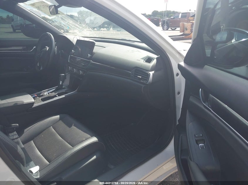 2020 Honda Accord VIN 1HGCV1F38LA018252 IAAI salvage auction — THEFT, Rebuildable (Florida), sold $10,800 on 2026-09-15 (photo 5)