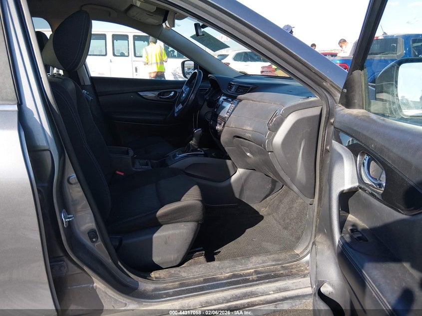 2017 Nissan Rogue VIN KNMAT2MT3HP514648 IAAI salvage auction — FRONT END, Salvage Title, sold $1,550 on 2026-07-29 (photo 5)