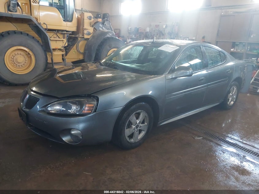 2005 Pontiac Grand prix VIN 2G2WS522X51245209 IAAI salvage auction — NORMAL WEAR, Clear-Endorsement (Wisconsin), sold $275 on 2026-07-16 (photo 2)