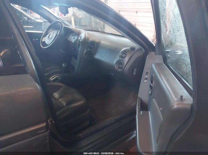 2005 Pontiac Grand prix VIN 2G2WS522X51245209 IAAI salvage auction — NORMAL WEAR, Clear-Endorsement (Wisconsin), sold $275 on 2026-07-16 (photo 5)
