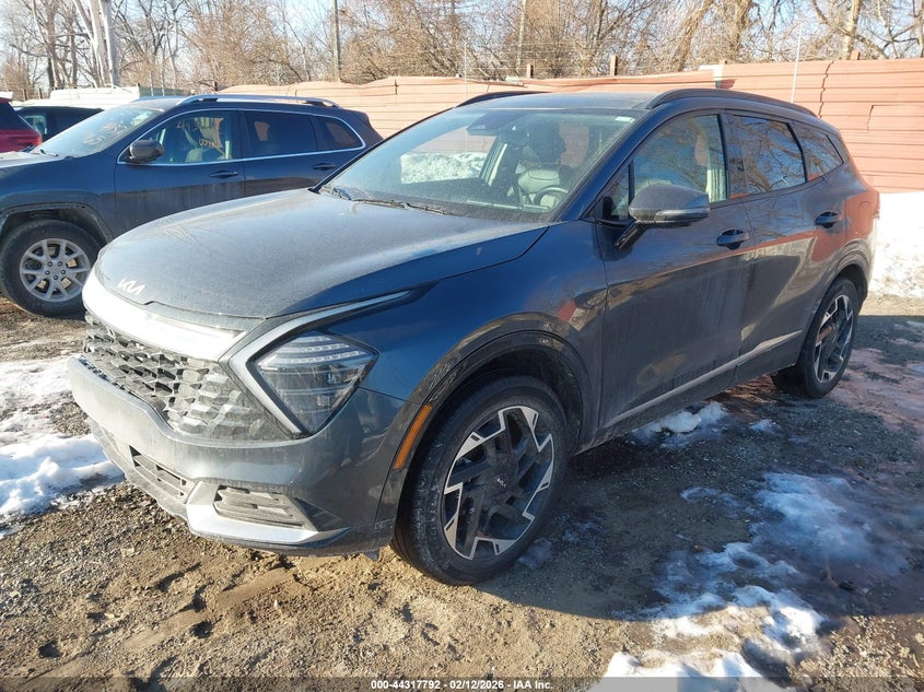 2024 Kia Sportage VIN 5XYK5CDF4RG195571 IAAI salvage auction — SIDE, Salvage (Idaho), sold $7,600 on 2026-07-31 (photo 2)