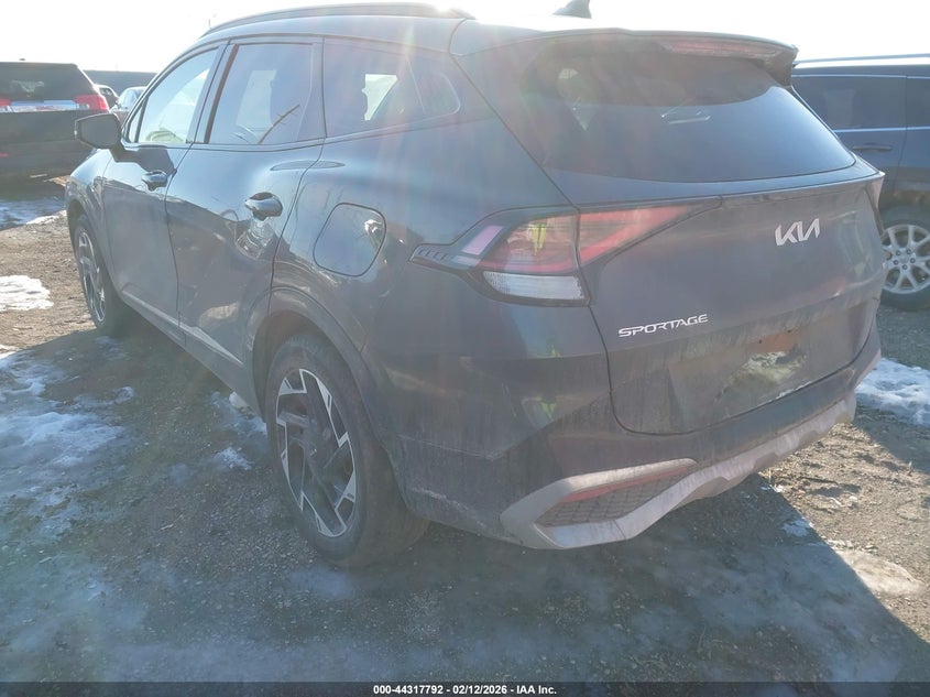 2024 Kia Sportage VIN 5XYK5CDF4RG195571 IAAI salvage auction — SIDE, Salvage (Idaho), sold $7,600 on 2026-07-31 (photo 3)