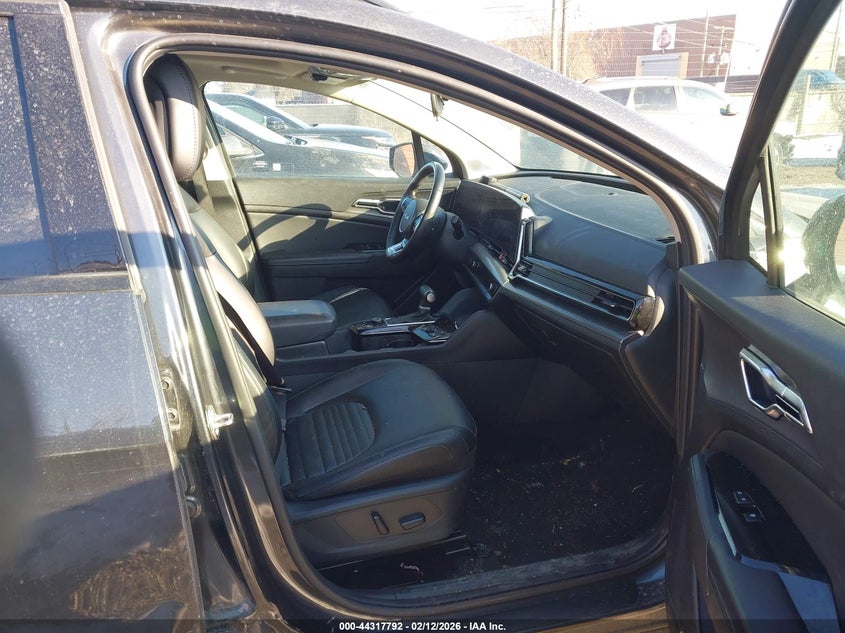 2024 Kia Sportage VIN 5XYK5CDF4RG195571 IAAI salvage auction — SIDE, Salvage (Idaho), sold $7,600 on 2026-07-31 (photo 5)