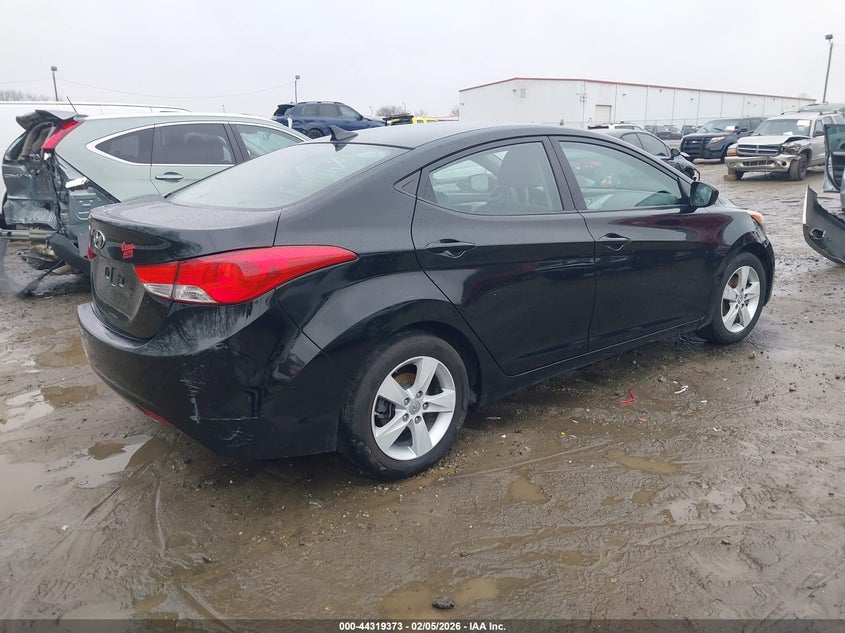 2013 Hyundai Elantra VIN KMHDH4AE7DU991140 IAAI salvage auction — REAR END, Salvage Title, sold $650 on 2026-07-16 (photo 4)