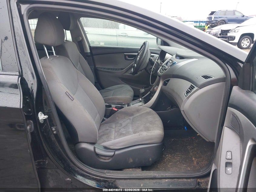 2013 Hyundai Elantra VIN KMHDH4AE7DU991140 IAAI salvage auction — REAR END, Salvage Title, sold $650 on 2026-07-16 (photo 5)