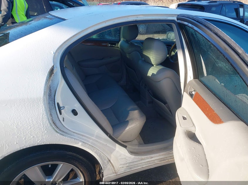 2005 Lexus ES VIN JTHBA30G655142060 IAAI salvage auction — FRONT END, Salvage - Greater Than 75% (Maryland), sold $450 on 2026-07-08 (photo 8)
