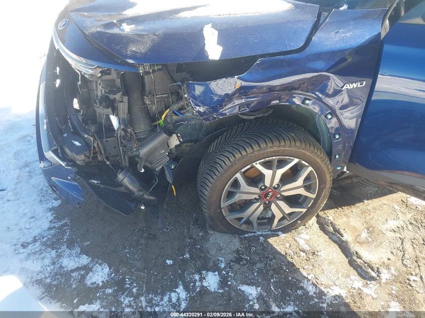2021 Kia Seltos VIN KNDEUCA2XM7140470 IAAI salvage auction — FRONT END, Salvage Title, sold $2,400 on 2026-07-21 (photo 6)