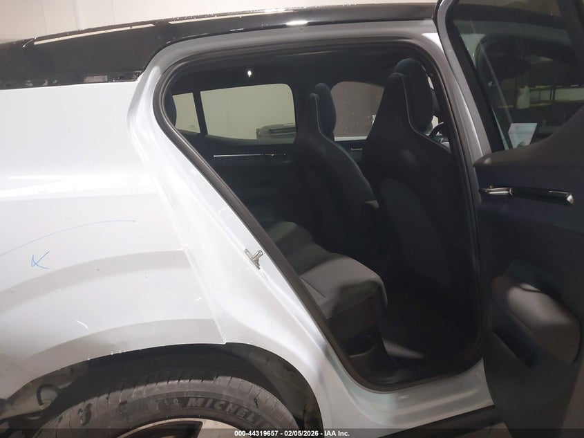 2025 Volvo Ex30 VIN YV4EK3ZL4SS147781 IAAI salvage auction — REAR END, Salvage Title, sold $15,600 on 2026-07-30 (photo 8)