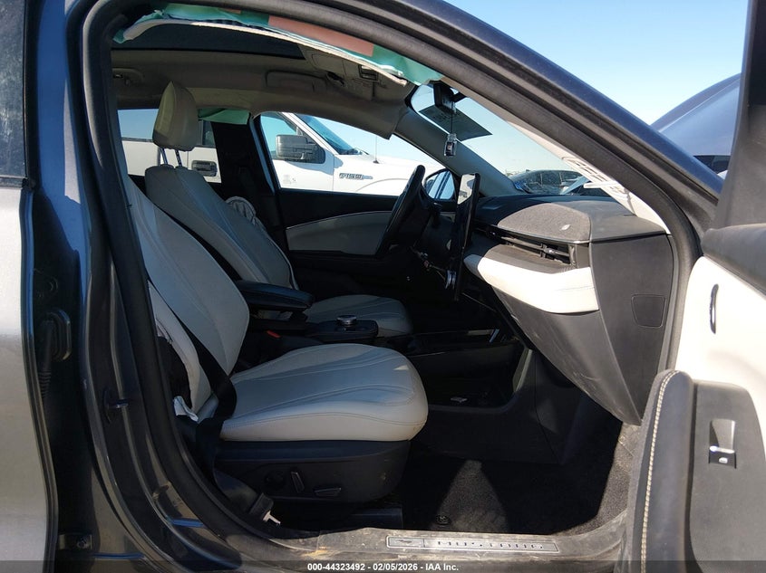 2023 Ford Mustang mach-e VIN 3FMTK3SU6PMB09798 IAAI salvage auction — FRONT END, Salvage Title, sold $10,100 on 2026-07-23 (photo 5)