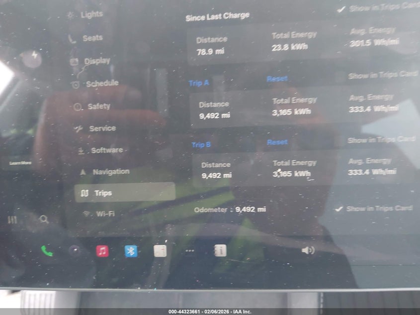 2024 Tesla Model y VIN 7SAYGDEE1RF204639 IAAI salvage auction — FRONT END, Clear (Illinois), sold $13,000 on 2026-07-16 (photo 7)