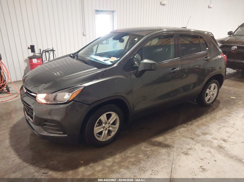 2019 Chevrolet Trax VIN 3GNCJKSB8KL383333 IAAI salvage auction — FRONT END, Salvage Title, sold $2,050 on 2026-07-20 (photo 2)