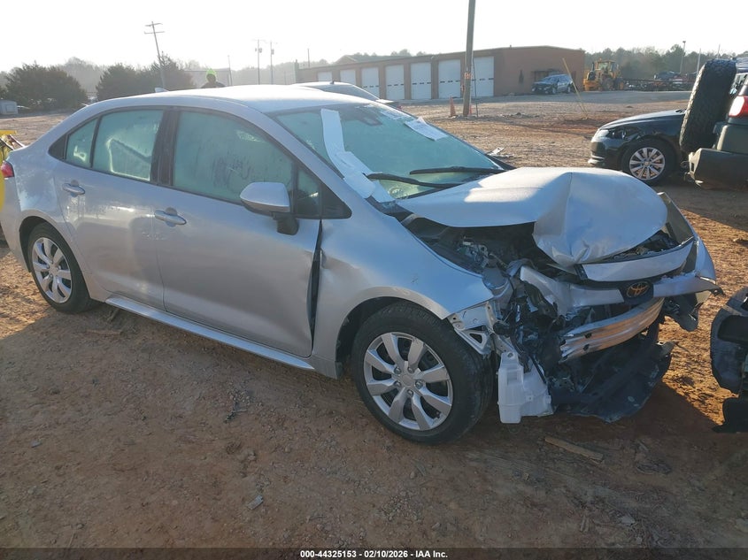 2022 Toyota Corolla VIN 5YFEPMAE9NP384151 IAAI salvage auction — FRONT END, Salvage Title, sold $2,600 on 2026-07-27 (photo 1)