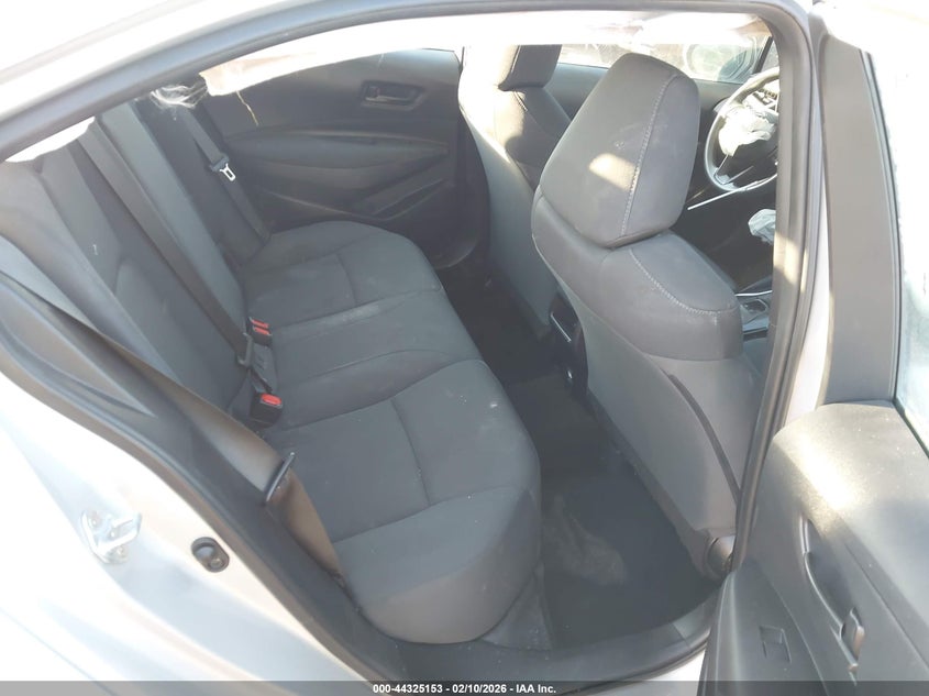 2022 Toyota Corolla VIN 5YFEPMAE9NP384151 IAAI salvage auction — FRONT END, Salvage Title, sold $2,600 on 2026-07-27 (photo 8)