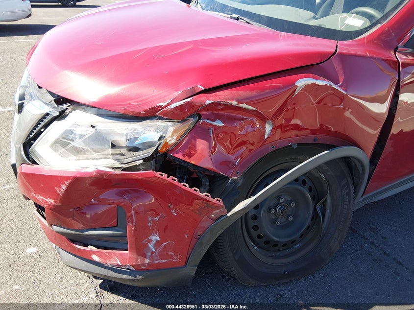 2017 Nissan Rogue VIN JN8AT2MTXHW392008 IAAI salvage auction — LEFT FRONT, Salvage (Nevada), sold $25 on 2026-07-24 (photo 6)