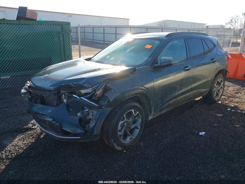 2025 Chevrolet Trax VIN KL77LHEP9SC083579 IAAI salvage auction — FRONT & REAR, Salvage (Oklahoma), sold $25 on 2026-07-28 (photo 2)
